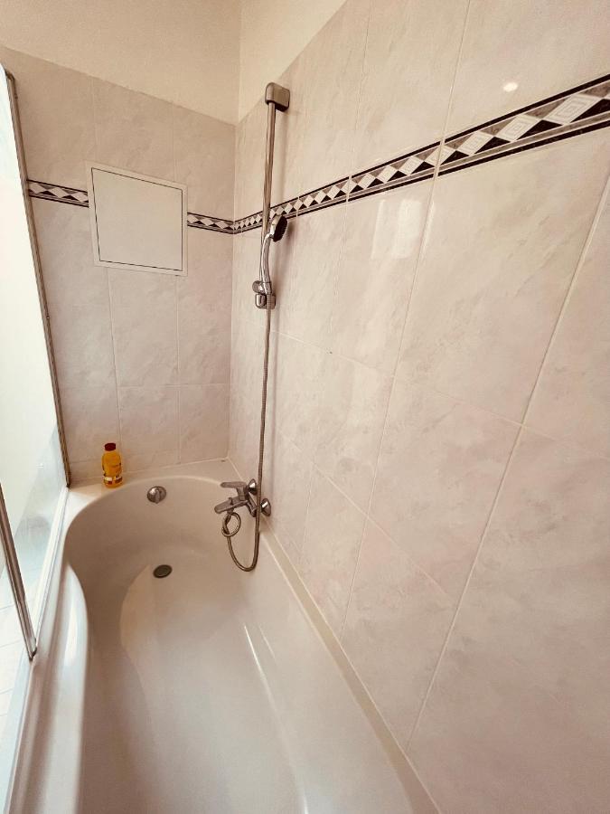 Nice Renting - Paganini - Spacious Apartment - 2 Bedrooms - King Bed - Bathtub - Heart Of Nice Eksteriør billede